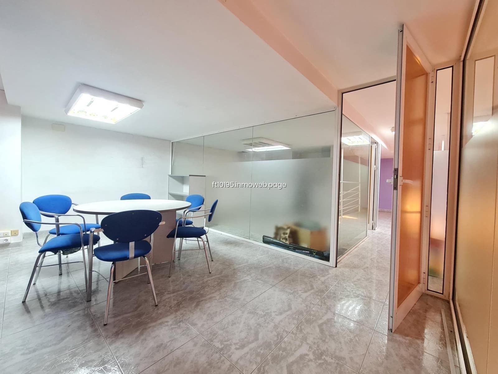 Commercial for sale in Gandia - € 149,900 (Ref: 9178204)