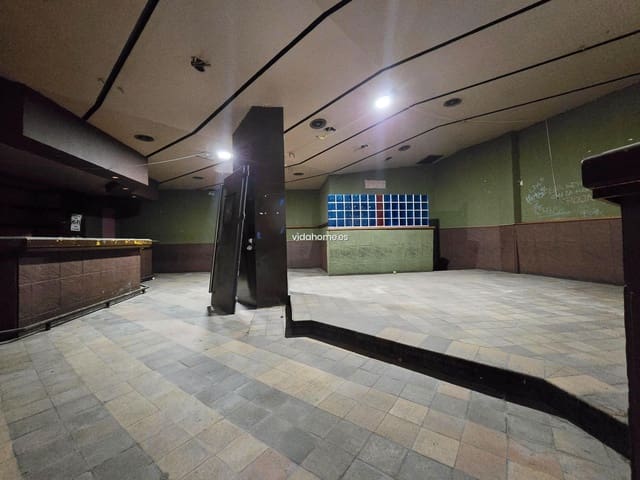 Commercial for sale in Albacete city - € 1,400,000 (Ref: 9178214)