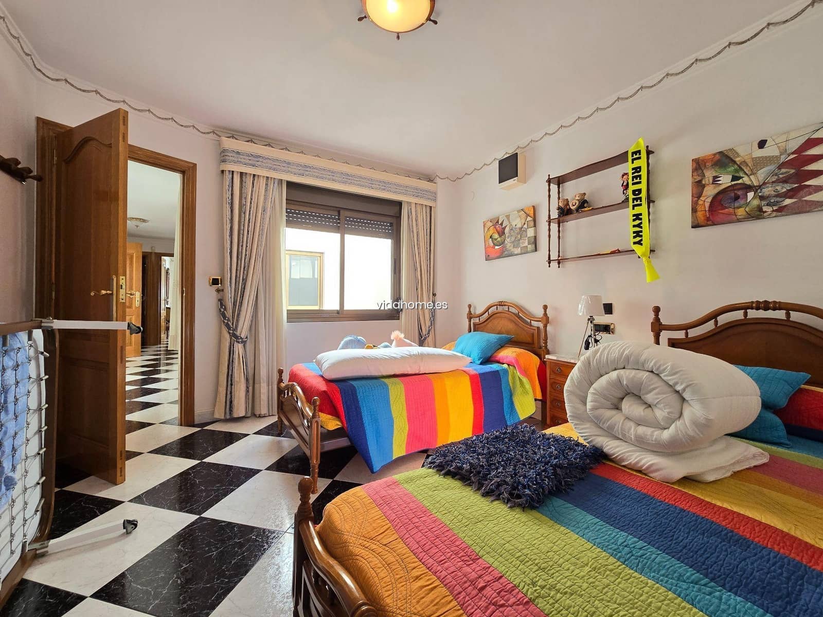 7 slaapkamer Villa te koop in Oliva met garage - € 285.000 (Ref: 9178216)