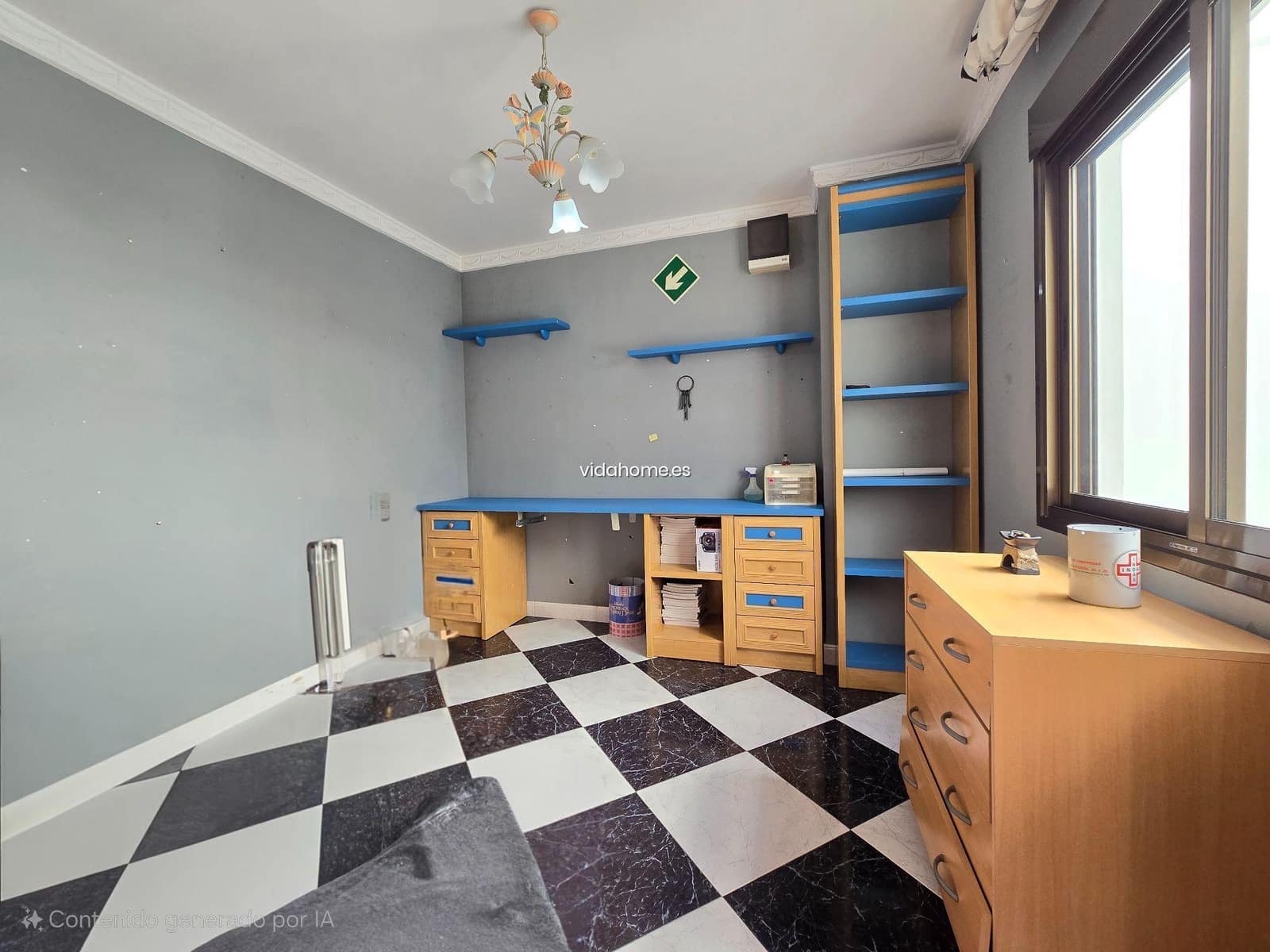 7 slaapkamer Villa te koop in Oliva met garage - € 285.000 (Ref: 9178216)