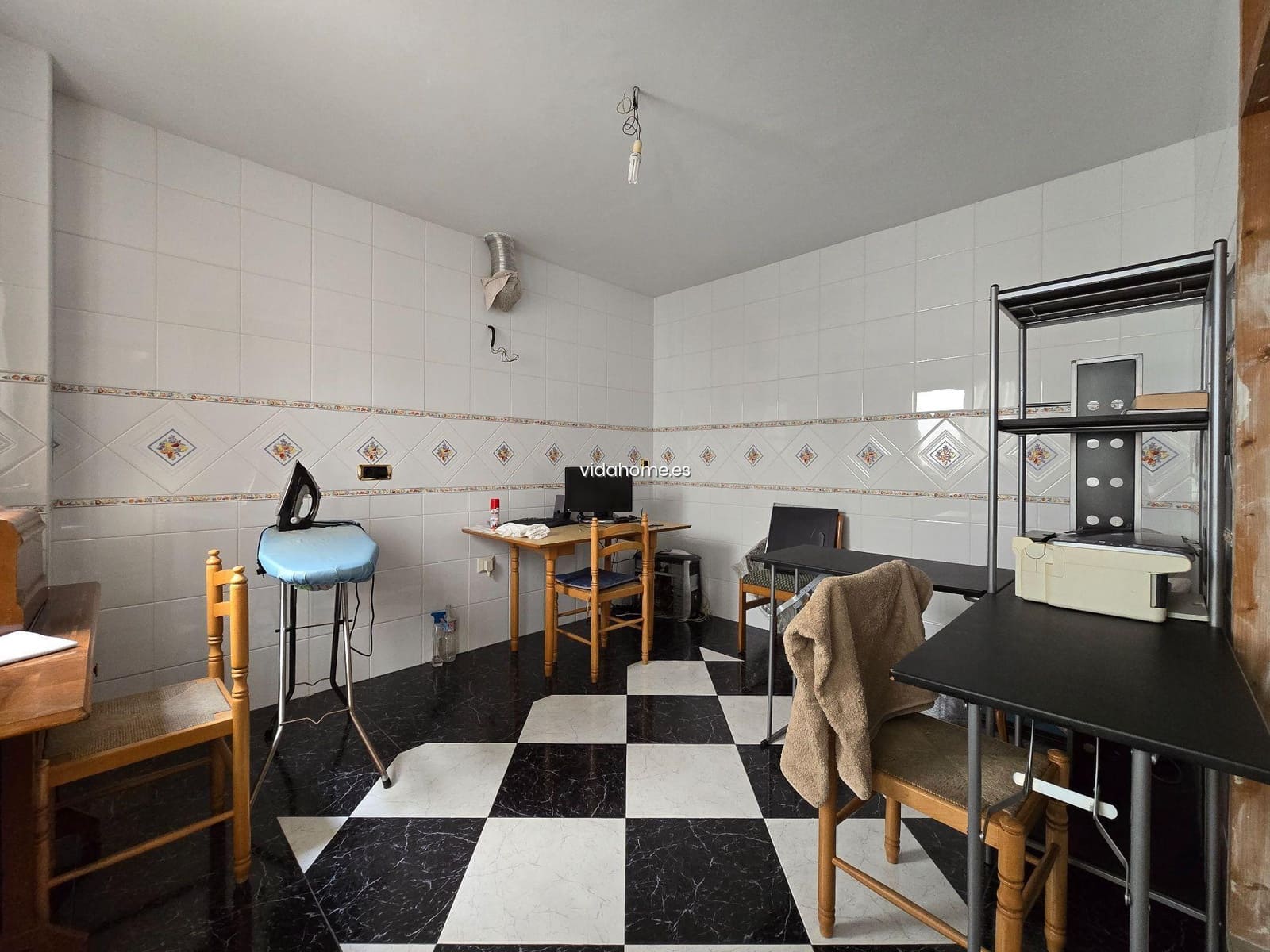 7 slaapkamer Villa te koop in Oliva met garage - € 285.000 (Ref: 9178216)