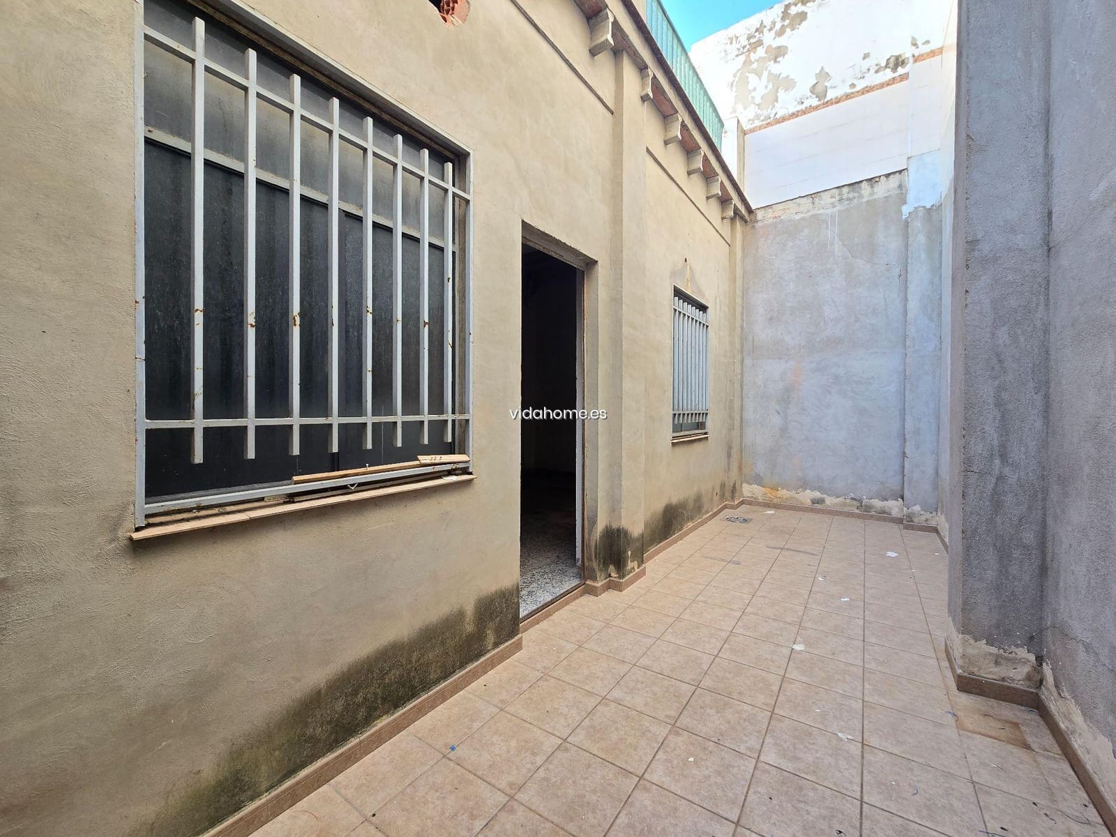 Kommersiell til salgs i Bellreguard - € 110 000 (Ref: 9178217)