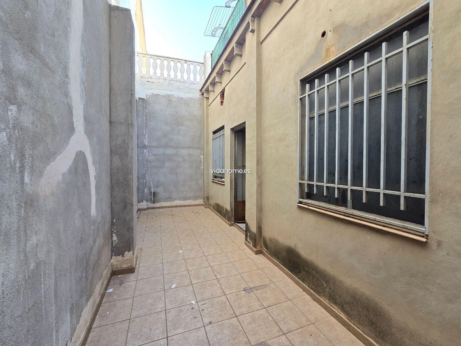 Kommersiell til salgs i Bellreguard - € 110 000 (Ref: 9178217)