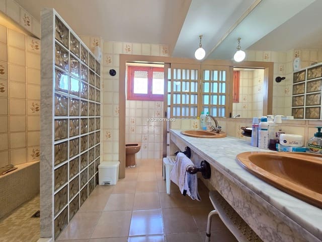 4 quarto Moradia para venda em Gandia com piscina garagem - 319 000 € (Ref: 9178219)