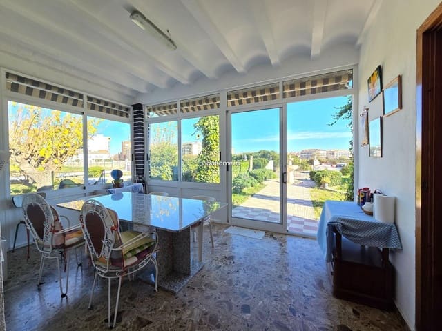 4 quarto Moradia para venda em Gandia com piscina garagem - 319 000 € (Ref: 9178219)