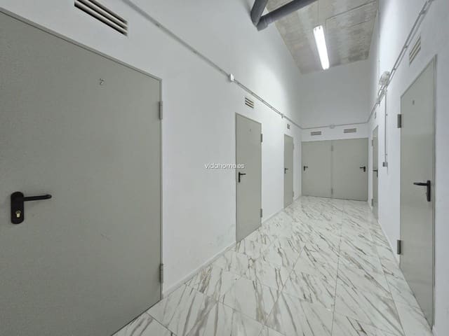 Erhverv til salg i Gandia - € 319.000 (Ref: 9178224)