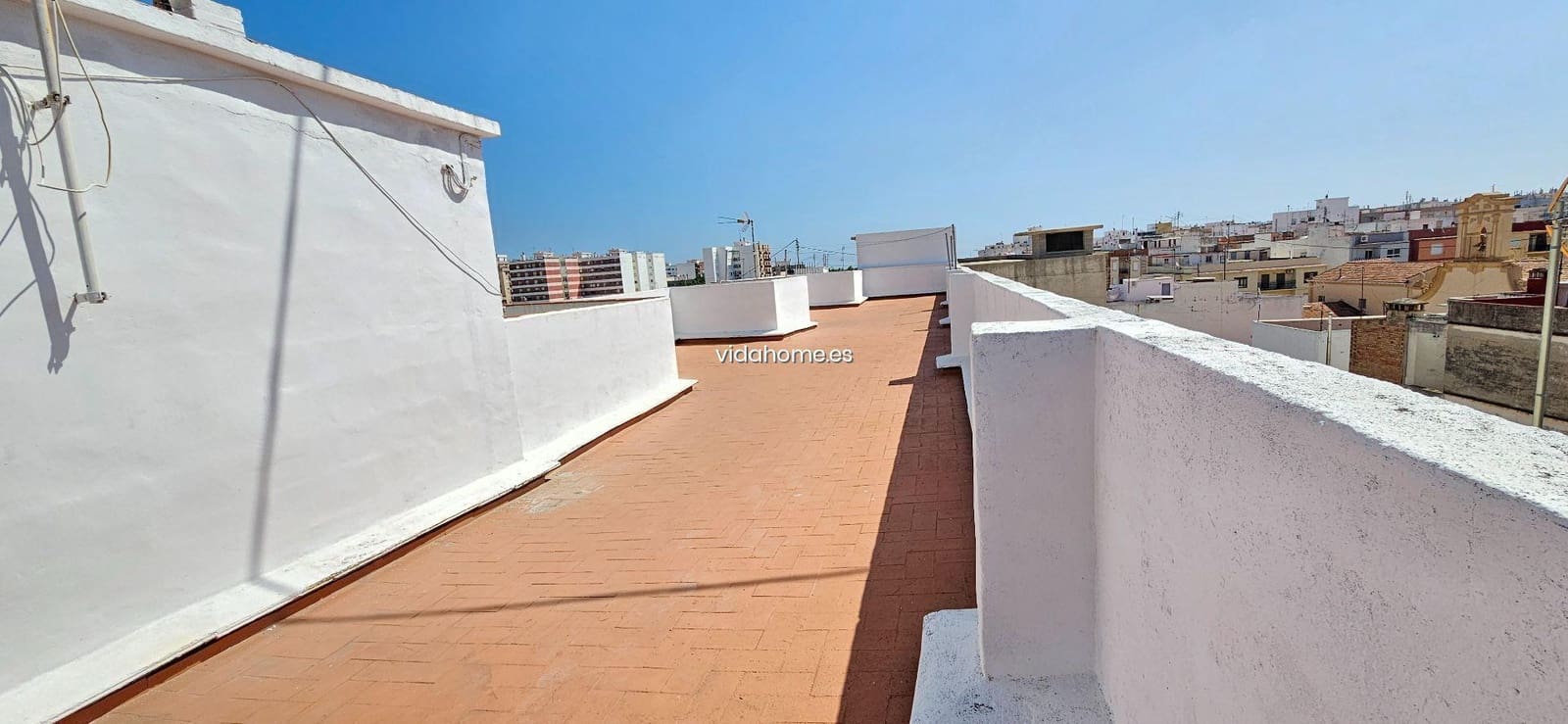 4 makuuhuone Asunto myytävänä paikassa Oliva - 95 000 € (Ref: 9178227)