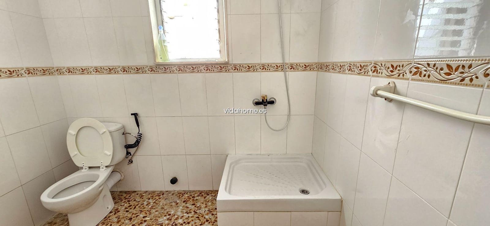 4 makuuhuone Asunto myytävänä paikassa Oliva - 95 000 € (Ref: 9178227)