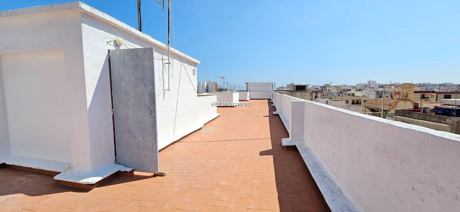 4 makuuhuone Asunto myytävänä paikassa Oliva - 95 000 € (Ref: 9178227)