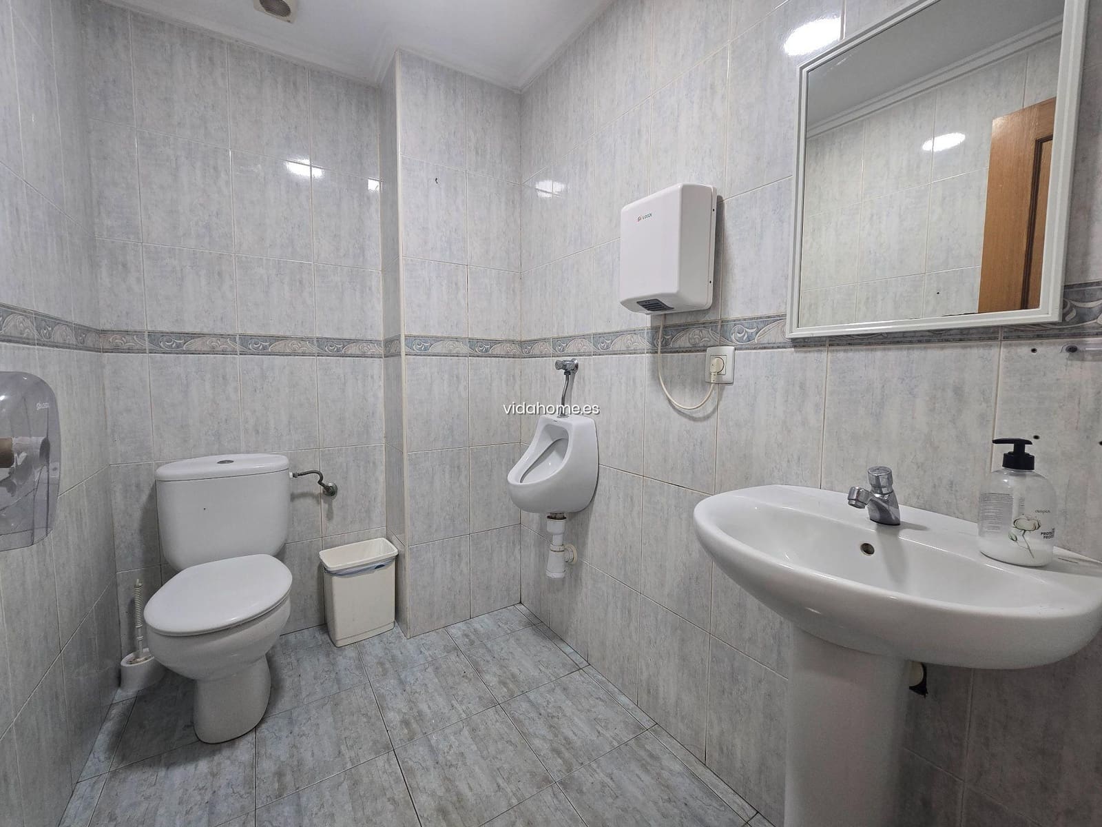 Erhverv til salg i Benirredra - € 160.000 (Ref: 9178229)