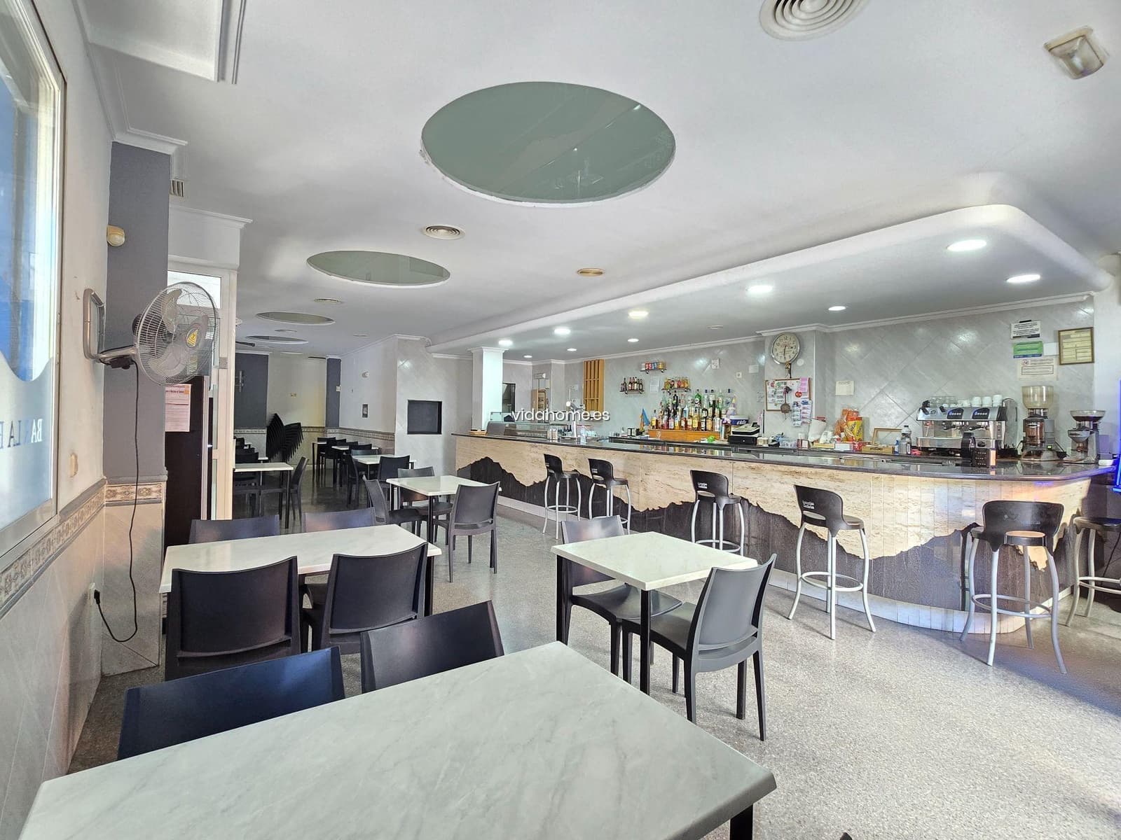 Erhverv til salg i Benirredra - € 160.000 (Ref: 9178229)