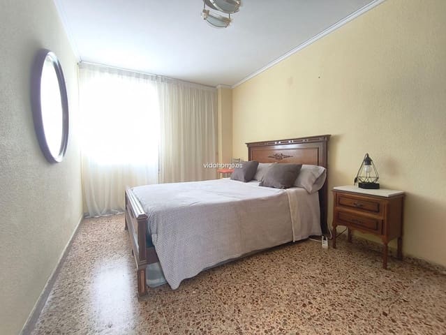 4 quarto Apartamento para venda em Gandia com garagem - 169 999 € (Ref: 9178230)