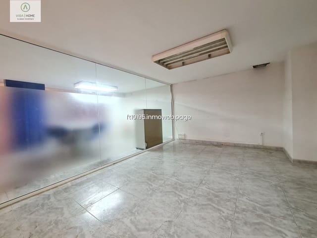 Erhverv til leje i Gandia - € 700 (Ref: 9178243)