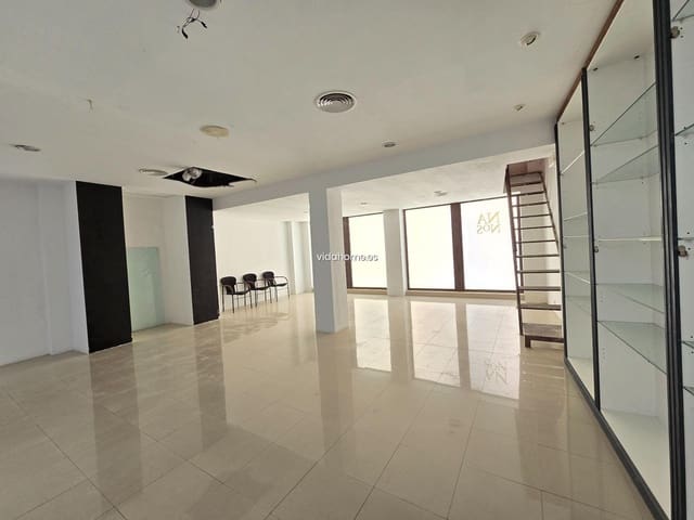 Erhverv til leje i Gandia - € 1.400 (Ref: 9178245)