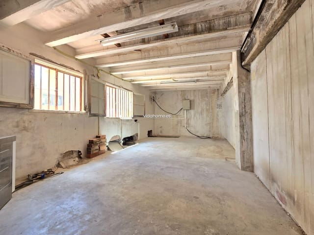 Erhverv til leje i Gandia - € 1.400 (Ref: 9178245)