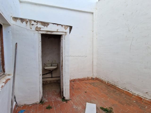 Garage for sale in Gandia - € 60,000 (Ref: 9178251)