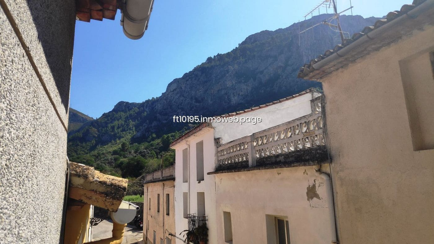 4 soveværelse Villa til salg i Vall de Gallinera - € 199.900 (Ref: 9178253)