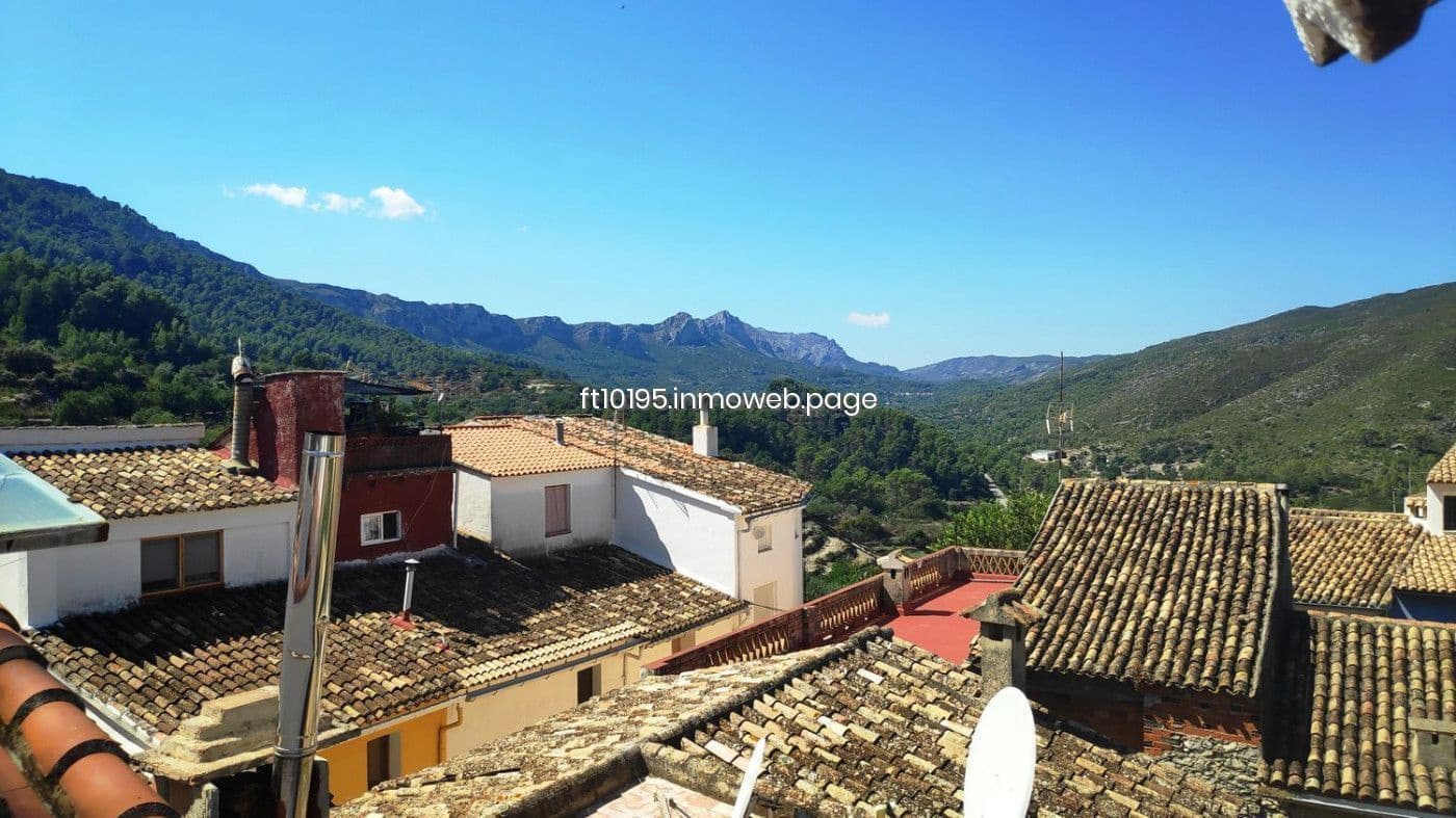 4 soveværelse Villa til salg i Vall de Gallinera - € 199.900 (Ref: 9178253)