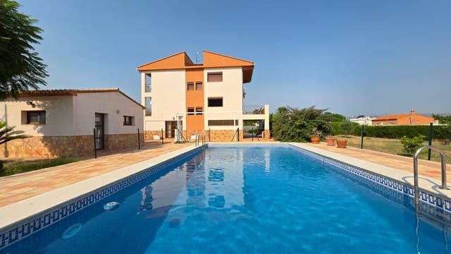 Chalet de 5 habitaciones en La Font d'En Carròs en venta - 699.000 € (Ref: 9178258)