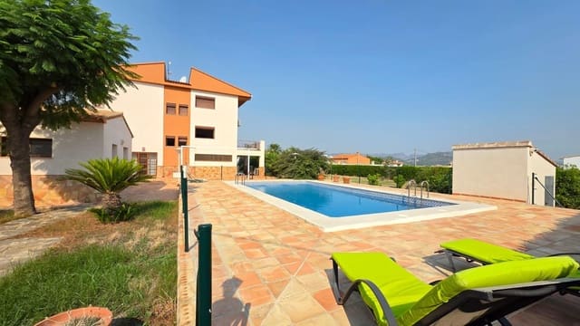 Chalet de 5 habitaciones en La Font d'En Carròs en venta - 699.000 € (Ref: 9178258)