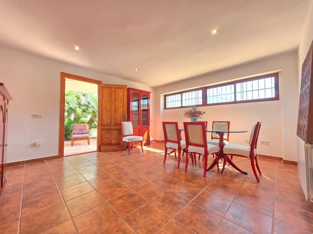 Chalet de 5 habitaciones en La Font d'En Carròs en venta - 699.000 € (Ref: 9178258)