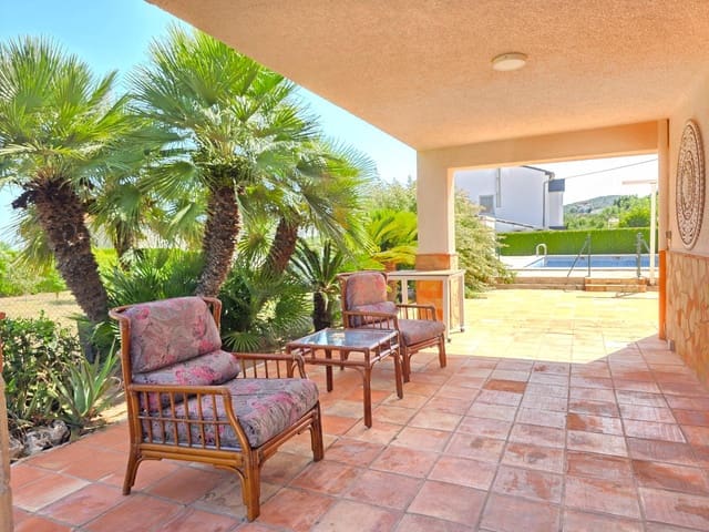 Chalet de 5 habitaciones en La Font d'En Carròs en venta - 699.000 € (Ref: 9178258)