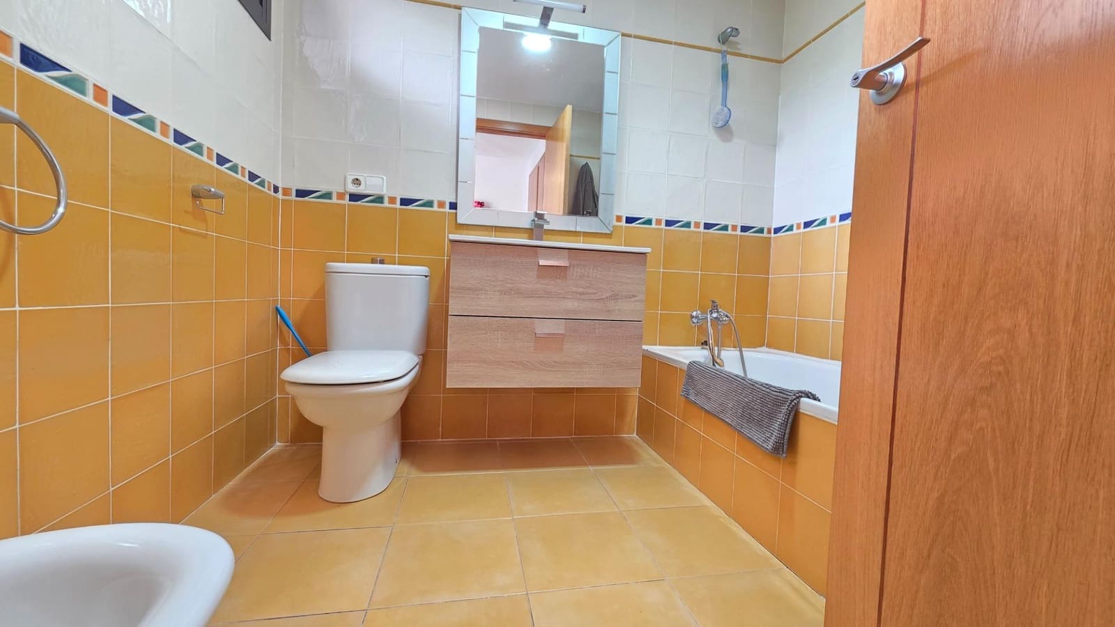 4 soveværelse Rækkehus til salg i Xeresa med garage - € 233.500 (Ref: 9193756)