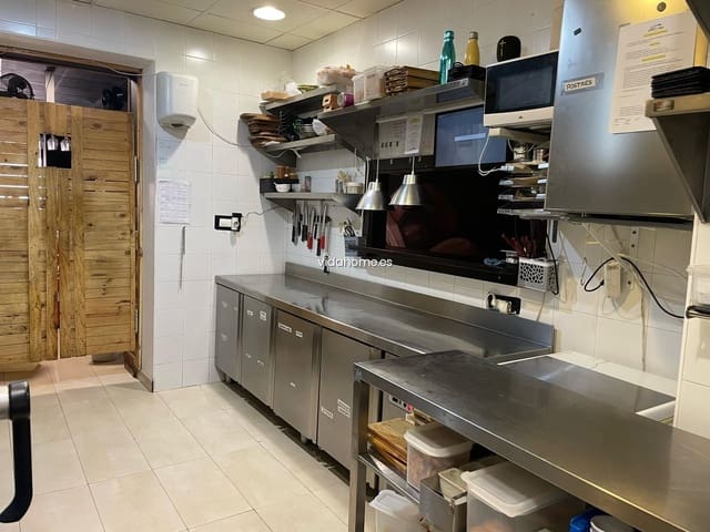 Commercial for sale in Gandia - € 49,000 (Ref: 9215377)