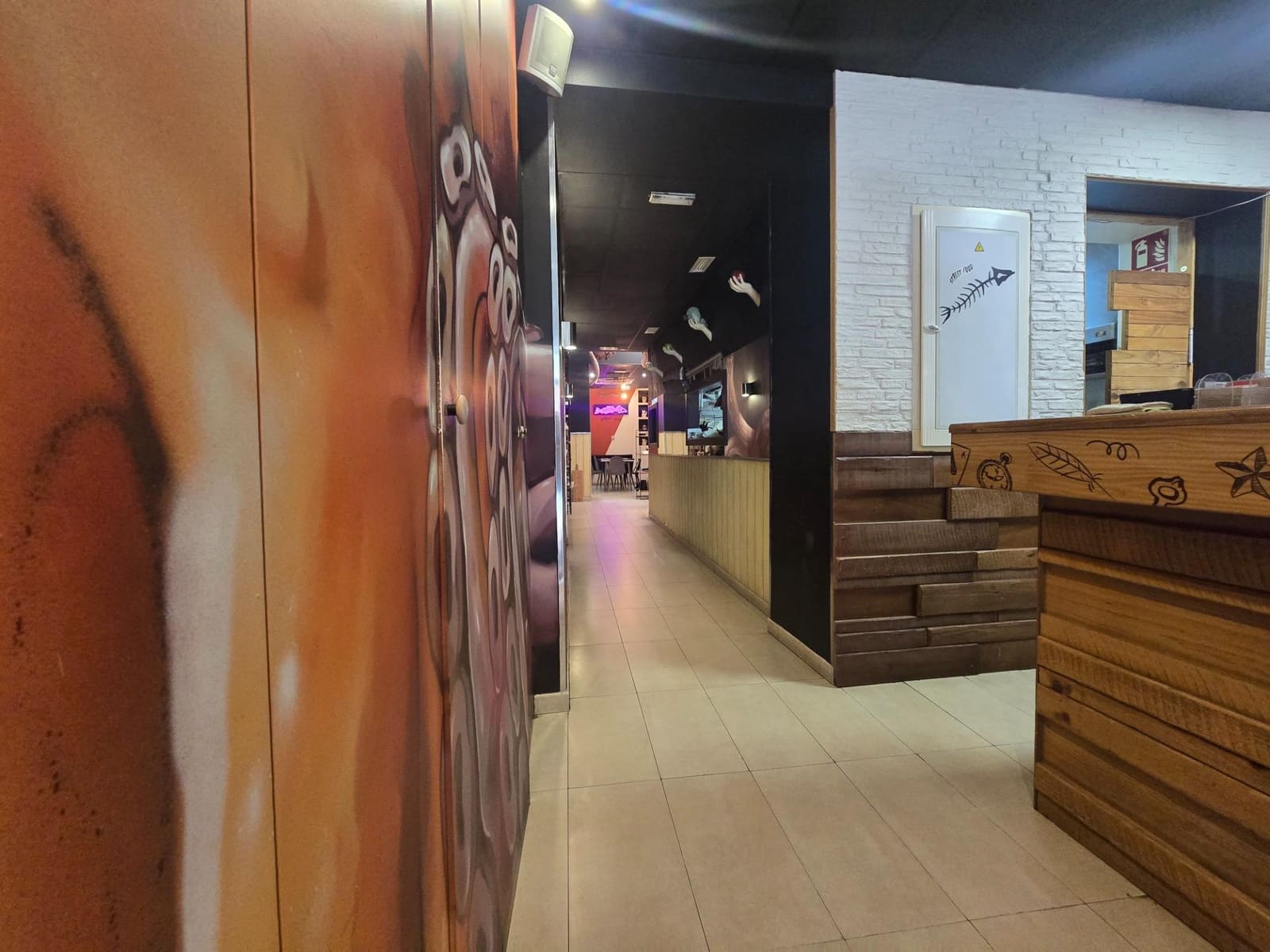 Comercial para venda em Gandia - 49 000 € (Ref: 9215377)