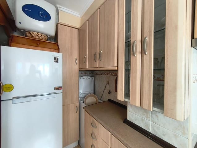 2 Zimmer Apartment zu vermieten in Gandia - 600 € (Ref: 9247237)