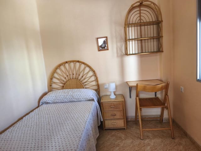 2 Zimmer Apartment zu vermieten in Gandia - 600 € (Ref: 9247237)
