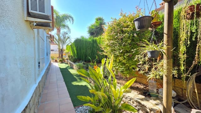 3 soverom Villa til salgs i Oliva med svømmebasseng - € 450 000 (Ref: 9294353)