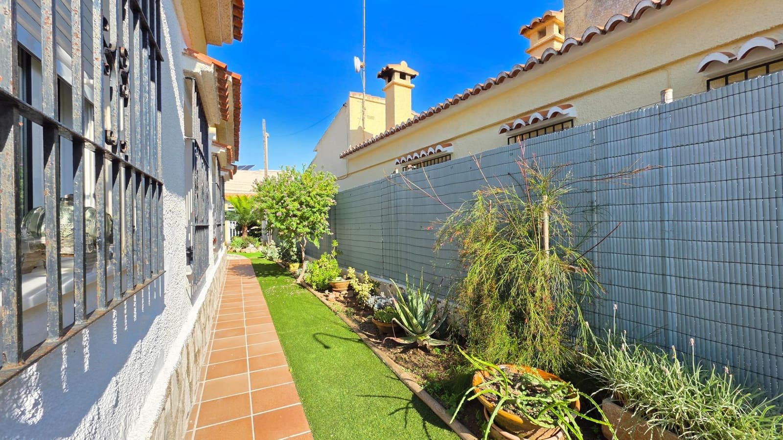 3 soverom Villa til salgs i Oliva med svømmebasseng - € 450 000 (Ref: 9294353)