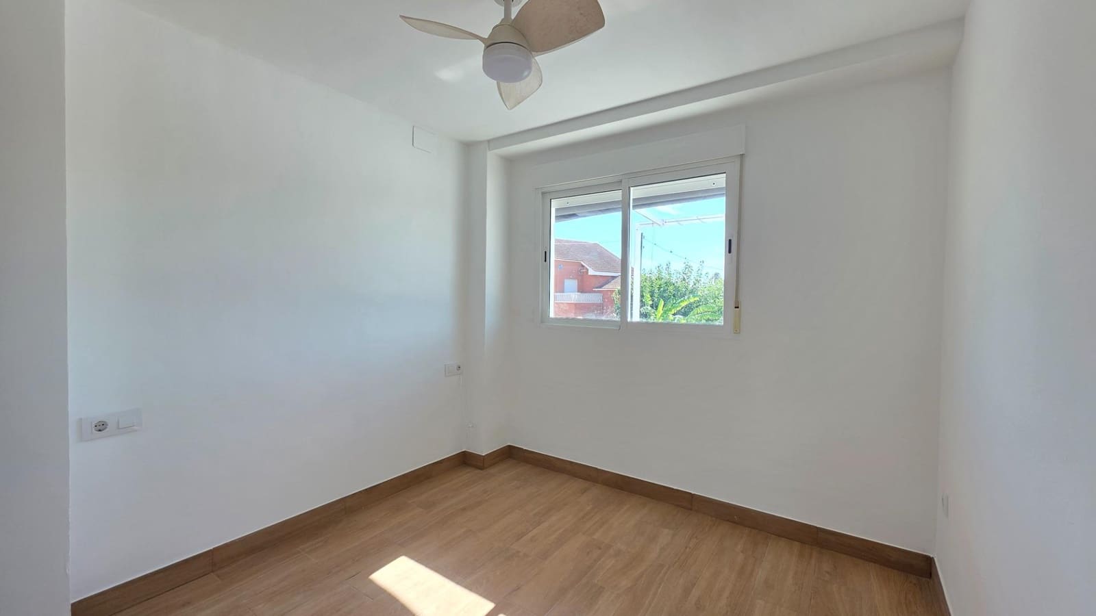 5 sovrum Villa till salu i Gandia - 325 000 € (Ref: 9296858)