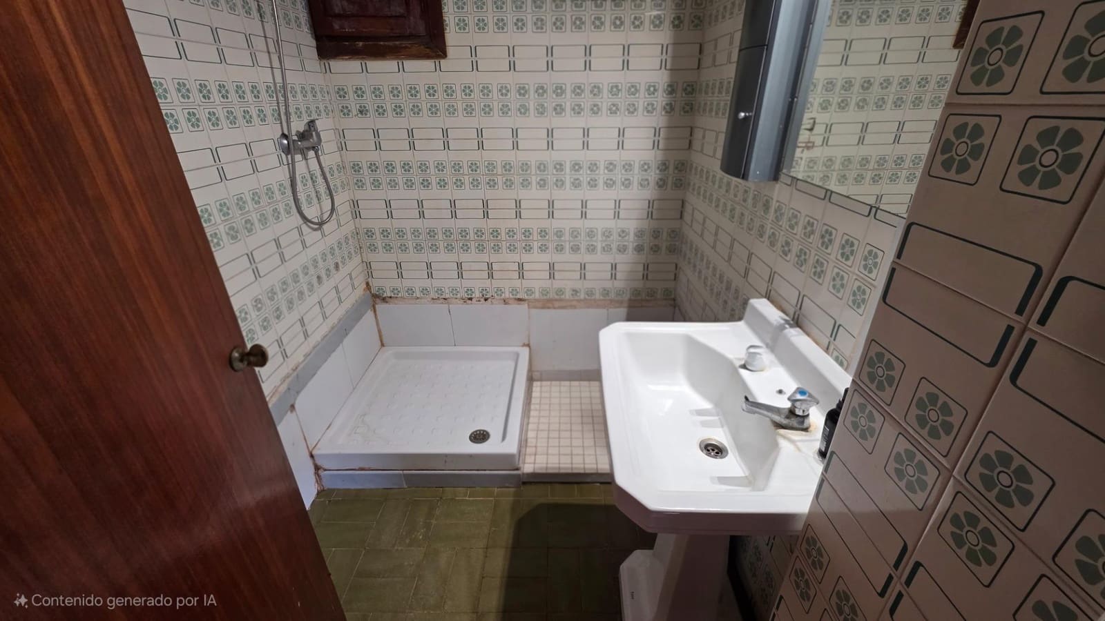 7 sypialnia Willa na sprzedaż w Gandia z basenem - 299 999 € (Ref: 9349511)