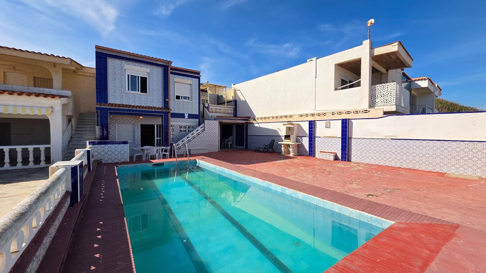 7 sypialnia Willa na sprzedaż w Gandia z basenem - 299 999 € (Ref: 9349511)