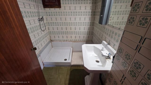 7 sypialnia Willa na sprzedaż w Gandia z basenem - 299 999 € (Ref: 9349511)