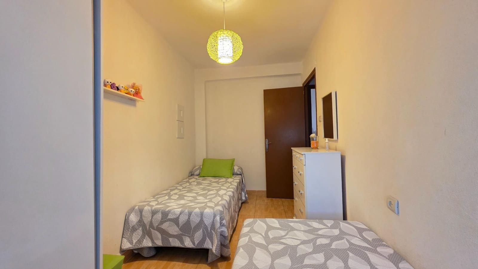 3 makuuhuone Asunto myytävänä paikassa Gandia - 139 900 € (Ref: 9395962)