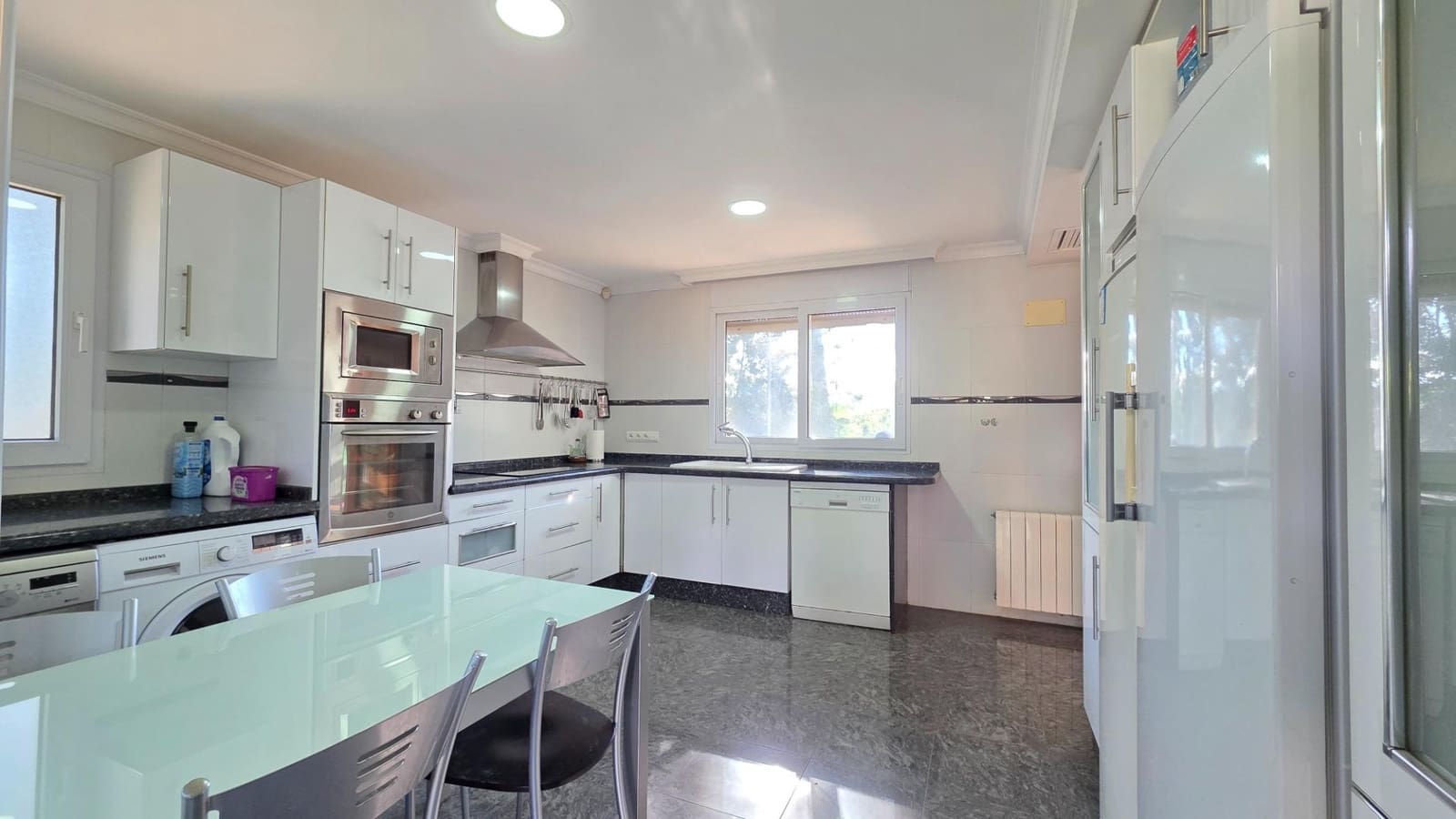 4 soverom Villa til salgs i Palma de Gandia med svømmebasseng - € 339 000 (Ref: 9403341)