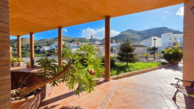 4 bedroom Villa for sale in Terrateig with garage - € 319,000 (Ref: 9403342)