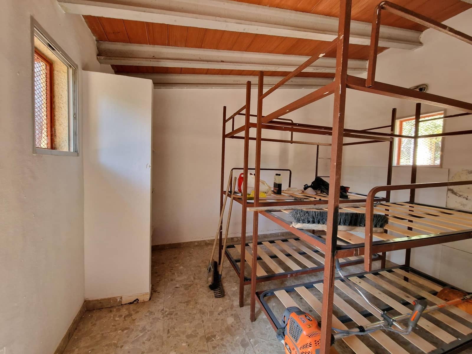 7 bedroom Villa for sale in Villalonga - € 390,000 (Ref: 9407828)