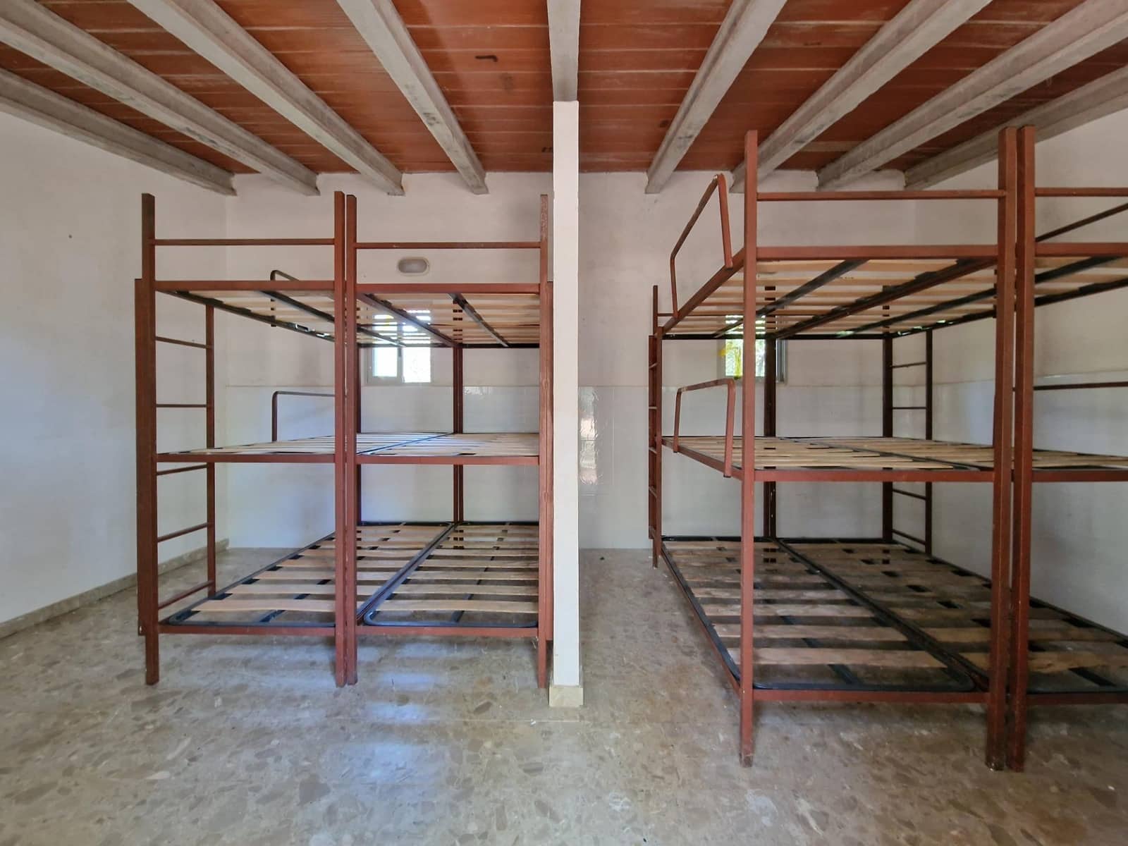 7 bedroom Villa for sale in Villalonga - € 390,000 (Ref: 9407828)