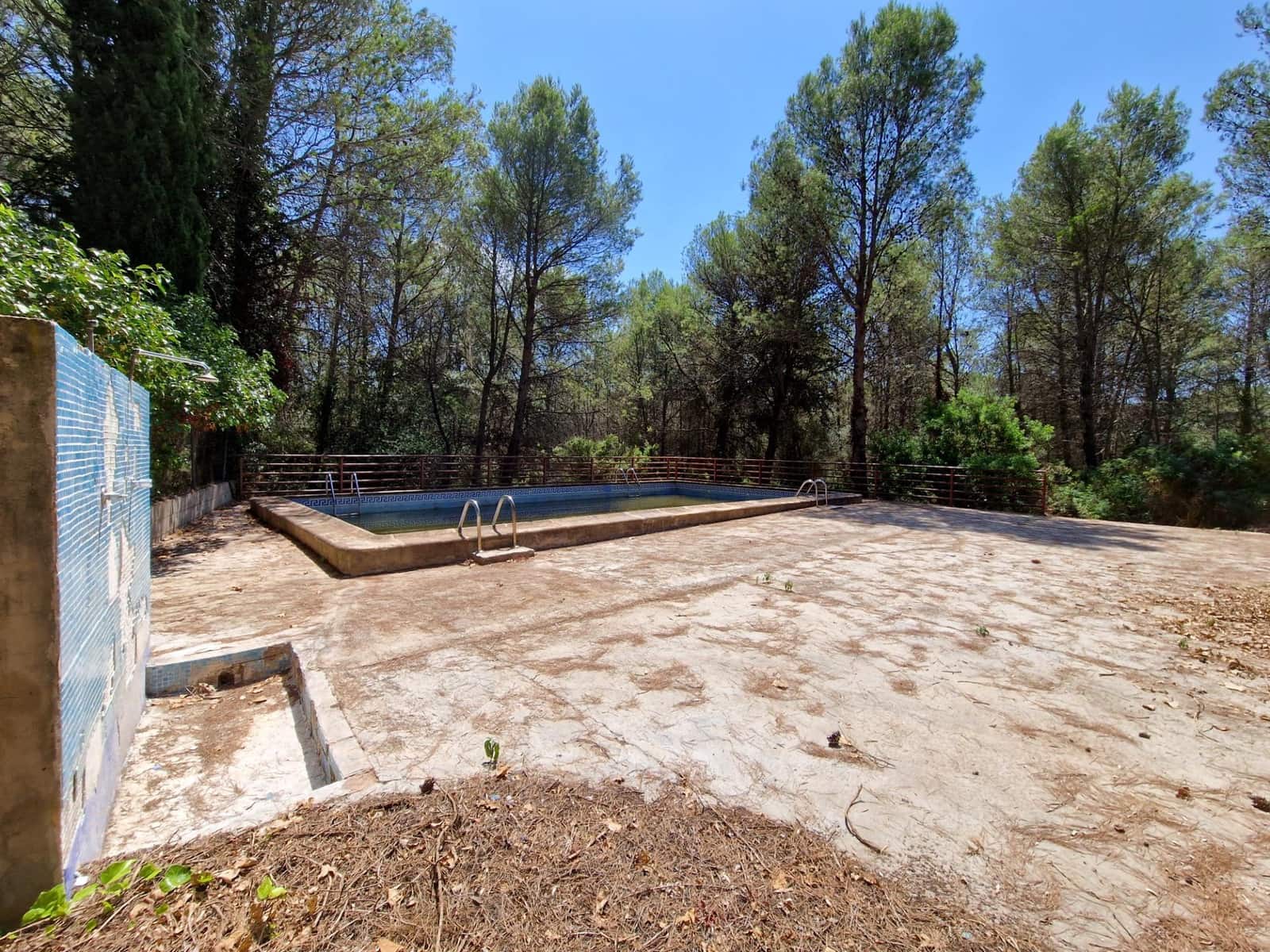 7 bedroom Villa for sale in Villalonga - € 390,000 (Ref: 9407828)