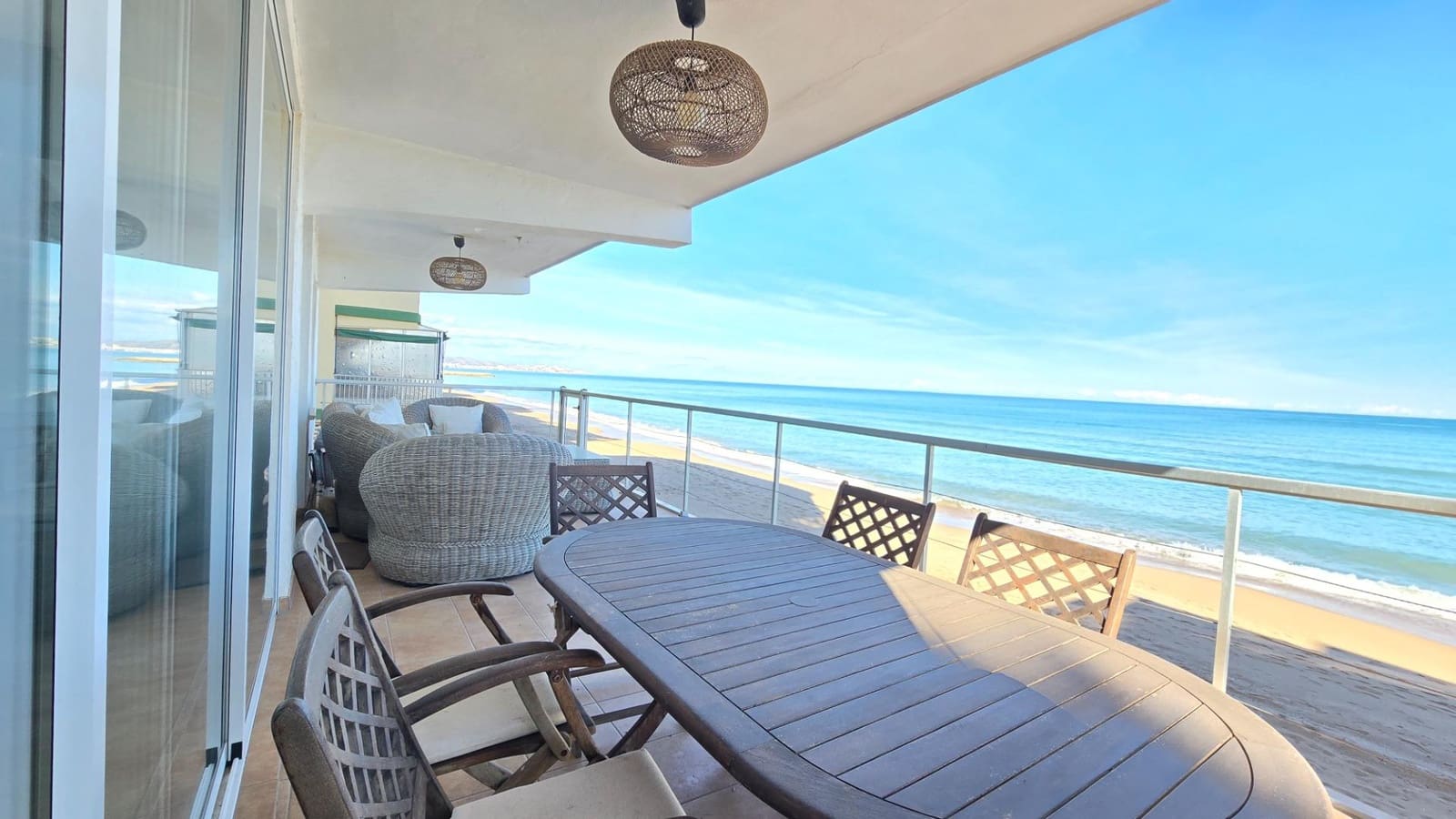 2 bedroom Apartment for sale in Tavernes de la Valldigna - € 257,000 (Ref: 9410944)