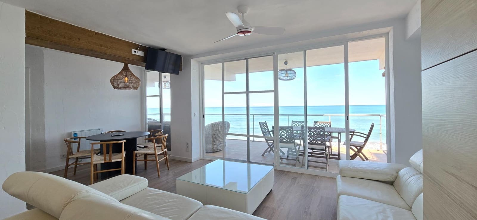 2 bedroom Apartment for sale in Tavernes de la Valldigna - € 257,000 (Ref: 9410944)