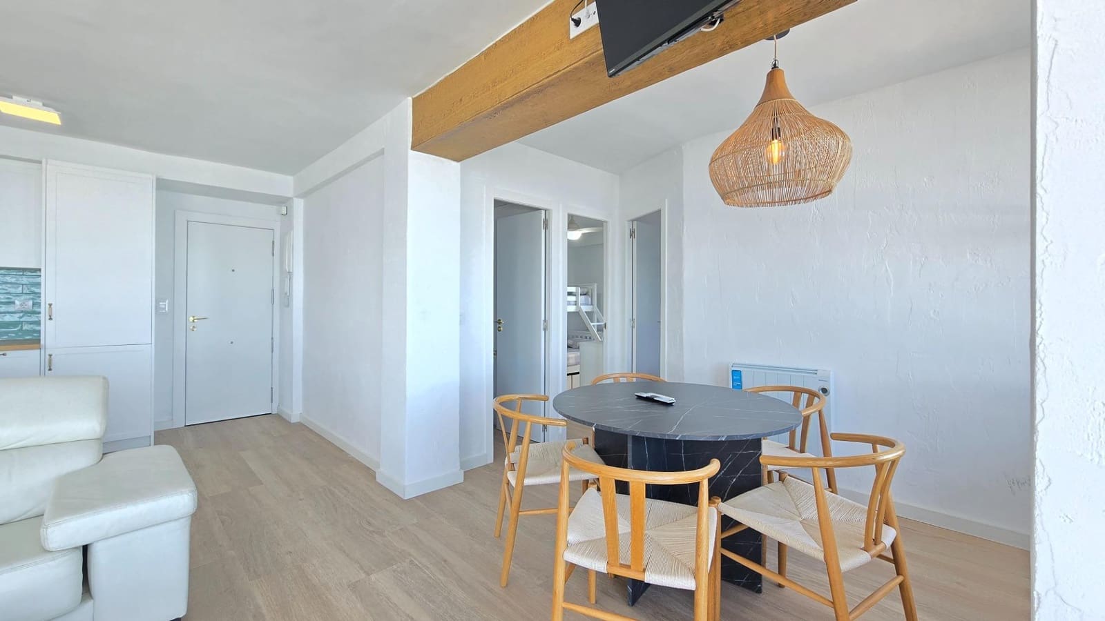 2 bedroom Apartment for sale in Tavernes de la Valldigna - € 257,000 (Ref: 9410944)