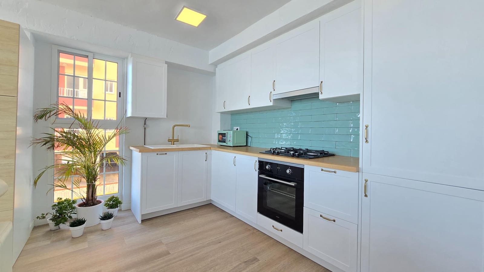 2 bedroom Apartment for sale in Tavernes de la Valldigna - € 257,000 (Ref: 9410944)