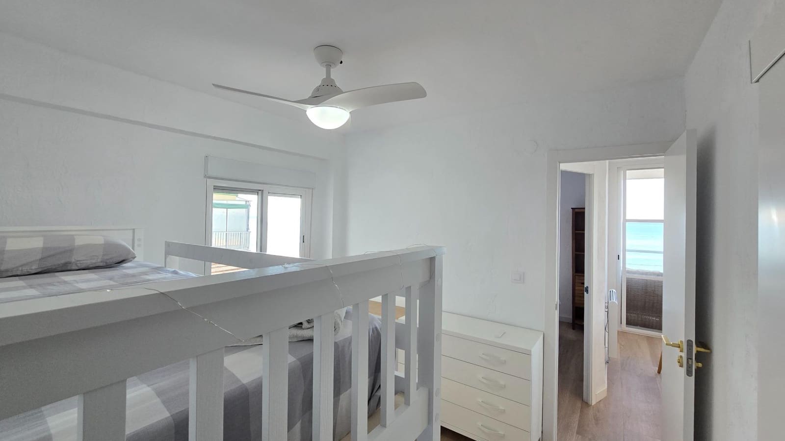 2 bedroom Apartment for sale in Tavernes de la Valldigna - € 257,000 (Ref: 9410944)