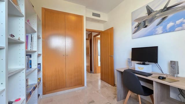 3 quarto Apartamento para venda em Gandia com piscina - 220 000 € (Ref: 9415892)