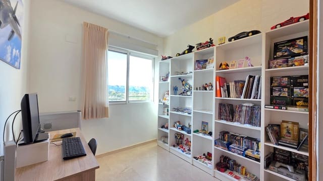 3 quarto Apartamento para venda em Gandia com piscina - 220 000 € (Ref: 9415892)